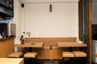 Z Cafe and Apartment - 8