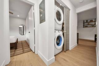 Color Block Lofts Your Modern Houston Home! - 5