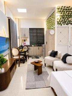 Modern Luxury Beachfront Studio with Pool & Malls - 6