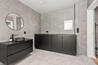 Odda Apartments - 2BR & 3BR - Parking - T32 - 1