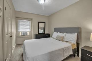 Niagara Falls Retreat - 8
