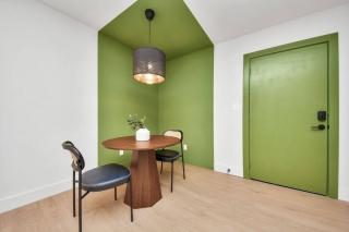 Creative Loft w/ Fast WiFi+Workspace ColorBlock - 1