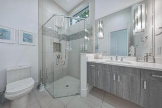 Bright Chic 7 Bdrm Oasis with Private Pool and Spa at Reunion - 1