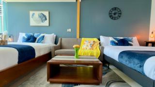 FREE Welcome Breakfast, BGC 1BR, 300Mbps Fiber, Steps to Mitsukoshi & Uptown, 17F - 6