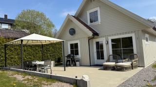 Family-friendly house near Mandal, 3 bedrooms - 8