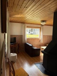 Lakeside Cottages - 3