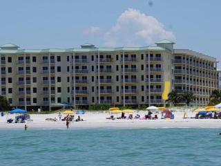 Sunset Vista Resort, Renovated Top Floor 604S - 5