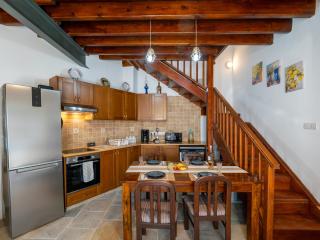 Loula's Village House - 2