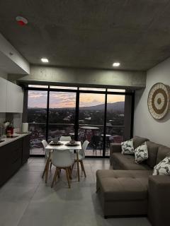 Studio At The Heart Of San Salvador City view - 3