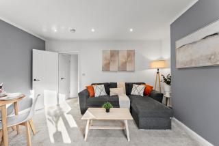 Leeds City Escape Stylish 2-Bed House & Parking - 1