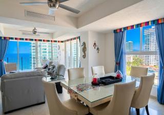 Grand Venetian Oceanfront by Monyxbnb - 5