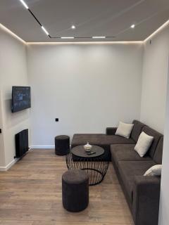 Modern New Apartment Metro at Your Door - 0