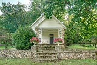 Ride, Swim & Hike! Koalin Farms Cottage - 0