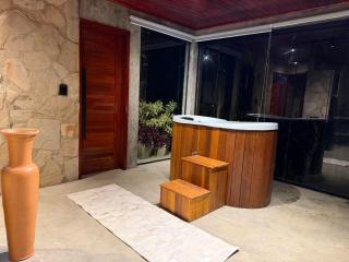 Exclusive Huts - 4