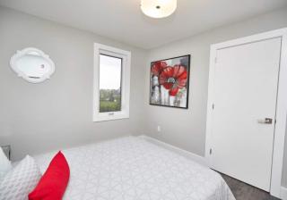 Clifton Hill Suite 2202 - 6