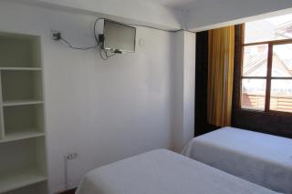 Hospedaje Apu San Isidro - 8