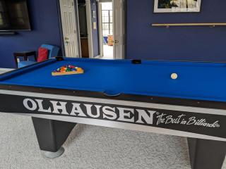 Goats 85inch TV, Pool Table, Private, Free 4th night - 8