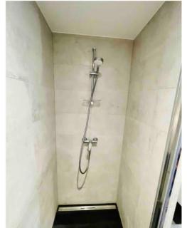 Serenity 2BR Apartment with terrace and parking - 7