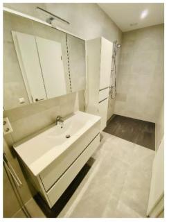 Serenity 2BR Apartment with terrace and parking - 8