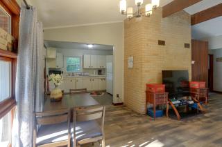 ‘Lulu’s House’ w/ Yard! 8 Mi to Dtwn Wichita - 3