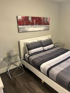 Clifton Hill Suite 4402 - 2