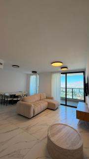 AH - Apartment 56 - 0