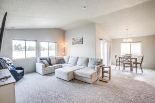 3 Mi to Spokane River! Furnished Patio & Yard - 0