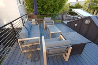 Curious Carriage Rooftop in Shaw - 9