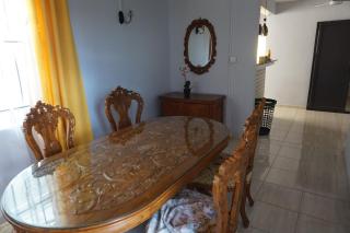 Captains Quarters C-Breeze Villa - 2
