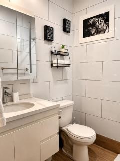 Luxurious 1-Bedroom Condo in Port of Spain - 6