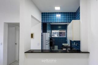 Apto. em Cond. c/ Piscina e Vista Cid. AMS0208 - 2