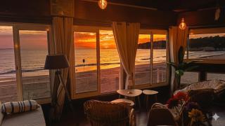 Beach apartment - Ocean sunset full view - 1