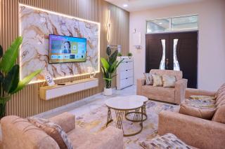 The Vista Villa Homestay - 4
