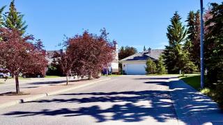 Luxury home in Calgary NW - 2