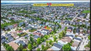 Stylish 4BR Home AC DBL Garage Near Airport - 1