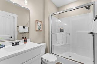 The Rustic Roost - Your Lakeside Escape! - 9