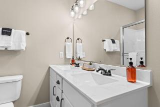 The Rustic Roost - Your Lakeside Escape! - 6