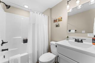 The Rustic Roost - Your Lakeside Escape! - 5