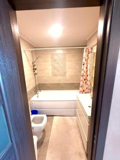 V Center Apartment - 1