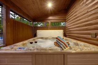 Gathering Pines - Heated Pool - Putt-Putt - Pickleball - 2