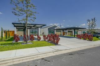 Modern McAllen Townhome: 4 Mi to Dtwn - 7