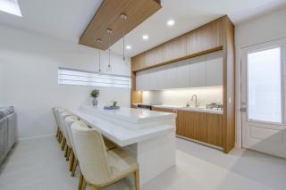 Modern McAllen Townhome: 4 Mi to Dtwn - 8