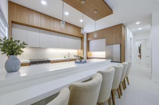 Modern McAllen Townhome: 4 Mi to Dtwn - 3