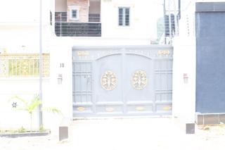 2 Bedroom Apartment For Short Let in Abuja - 8
