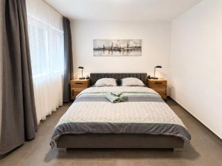 Urban Stay Trimbach - Self Check in - 7