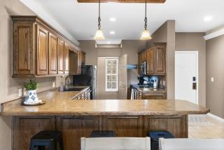 Ozark Hills Sanctuary Double Condo & Pool Access - 6