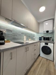 Aquamarine Apartment - 1