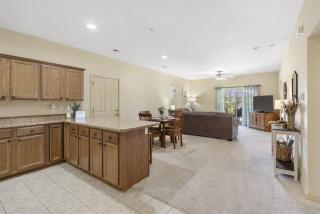 Central Branson Retreat Poolside 2-Bedroom Condo - 6