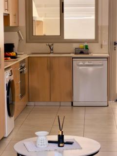 The Luma - Modern 3BR Villa - Walking to Beach - 2