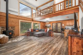 Midway Mountain Cabin - 9